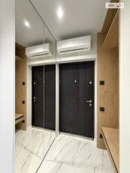 ������ 1� �������� 43 ��.�, ϳ����������� ���� ���� 4