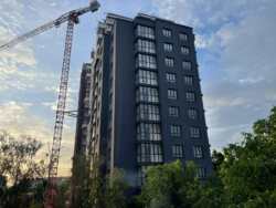  2  70.3 . ,  Atlanta Tower  8