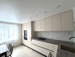Продаж 2 к. квартири по вул.Білогірська фото 5 Продаж 2 к. квартири по вул.Білогірська фото 5