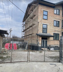 ������ 3� �������� 102 ��. �, ���������� ���� 14