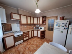 Продаж 5 км квартири по вул.Чернівецька, Оболоня.Тернопіль фото 1 Продаж 5 км квартири по вул.Чернівецька, Оболоня.Тернопіль фото 1