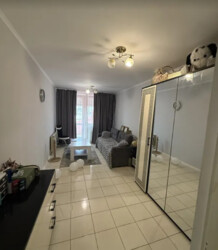 Продаж 3к квартири 70 кв. м на вул. Об'їзна фото 1 Продаж 3к квартири 70 кв. м на вул. Об'їзна фото 1