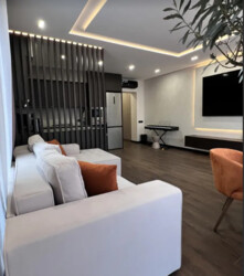 ������ 2� �������� 74.3 ��. � �� ���. ������ ���� 8