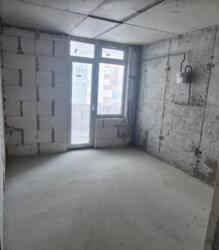 ������ 2� �������� 69.9 ��. � �� ���. ������� ���� 12