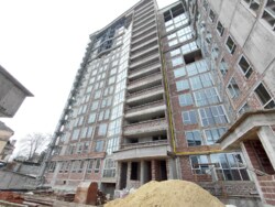 ������ 2� �������� 64.9 ��. � �� ���. ����� ���������� ���� 7