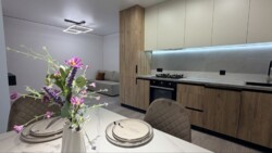 Продаж 2к квартири, 57 кв.м, вул. Київська фото 1 Продаж 2к квартири, 57 кв.м, вул. Київська фото 1