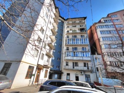 ������ 1� ��������, 58,3 ��.�, ����� ���� 13