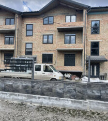 ������ 3� �������� 102 ��. �, ���������� ���� 13