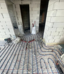 ������ 1� �������� 43.8 ��. � �� ���. ����� ������������ ���� 1