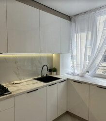 Продаж 3к квартири 84 кв. м на вул. Пирогова фото 8 Продаж 3к квартири 84 кв. м на вул. Пирогова фото 8