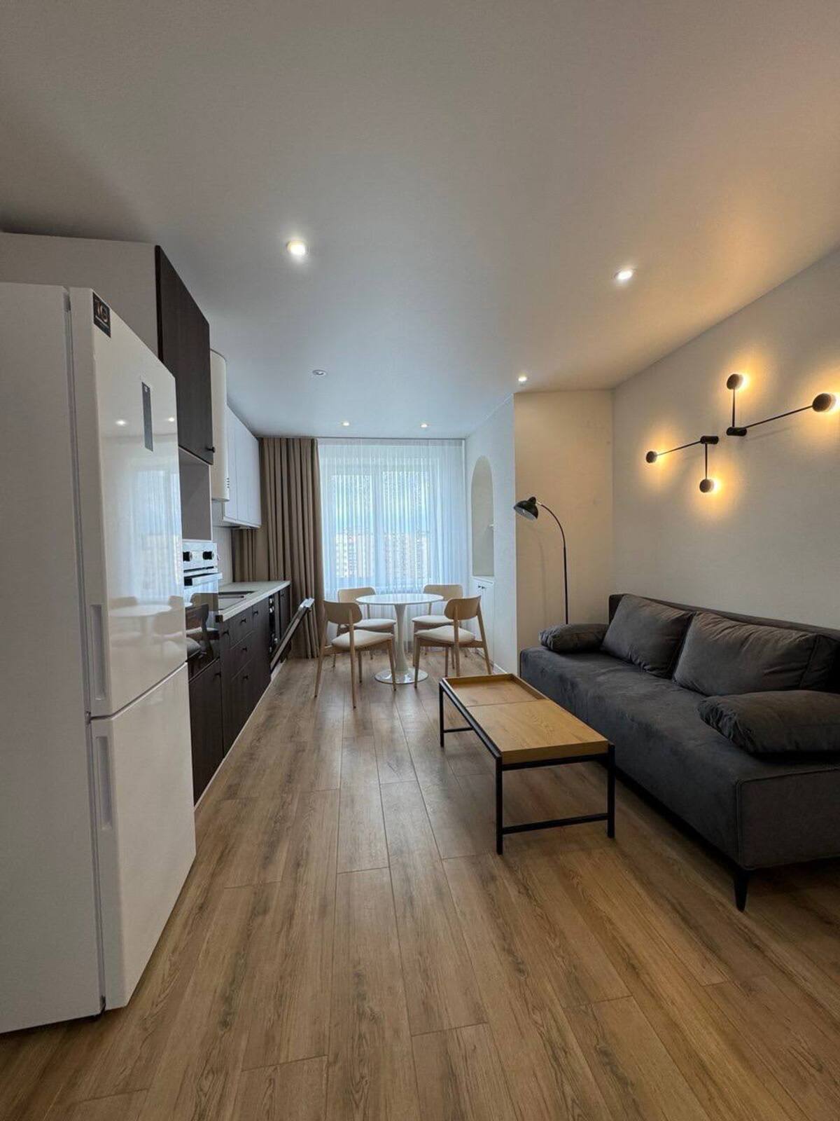 2-    Grand Royal  1
