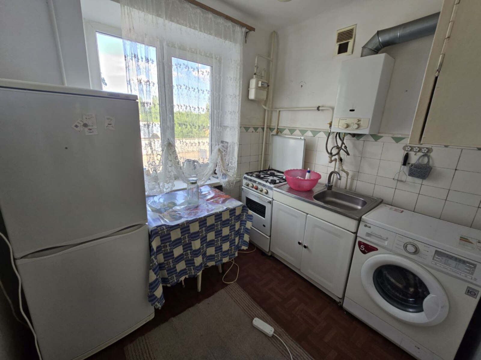 🏠 2-  | . , 38 ( )  1