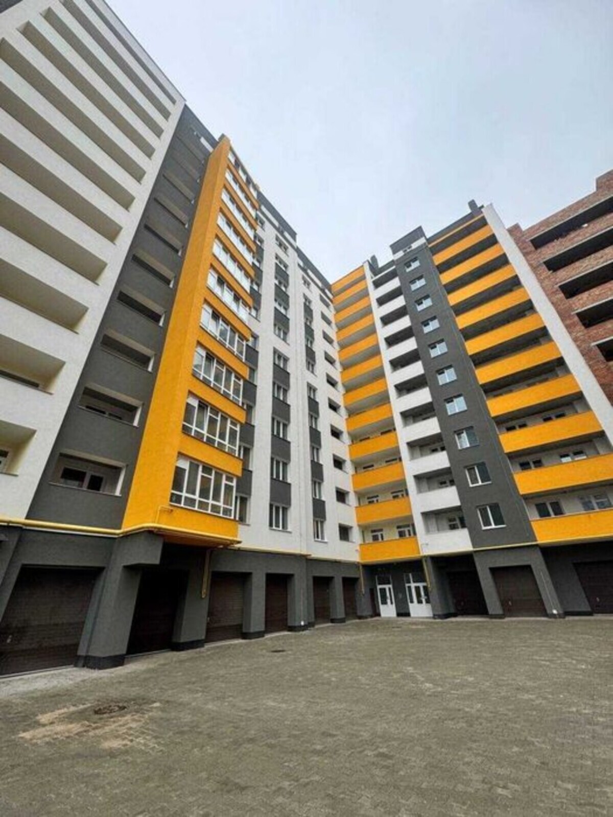 🏢 1-   , .  30 ()  1