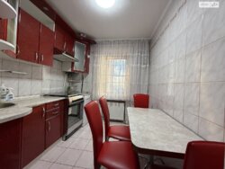 Затишна 3-кімнатна квартира на вул. Степана Бандери, 55** фото 8 Затишна 3-кімнатна квартира на вул. Степана Бандери, 55** фото 8