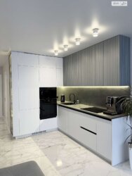 🏙️  2-        🌿  8