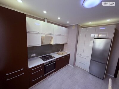 Простора 2к квартира 78 м² з меблями, теплою підлогою та підвалом на Виставці ✨ фото 1 Простора 2к квартира 78 м² з меблями, теплою підлогою та підвалом на Виставці ✨ фото 1