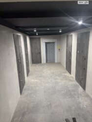     Status Residence      !  10