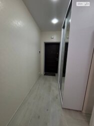 C,     1,5-      Avila Sky  2