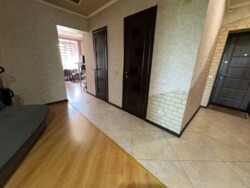 ✨ ������ 2-������� �������� ������ 77,3 �² � ������������� ��������� �� ������ ������� � ��������, ���. �. ������! ���� 8