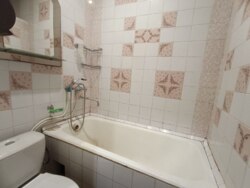 Простора 2-кімнатна квартира в надійному цегляному будинку спецпроєкту в мікрорайоні Ракове — по вулиці Героїв АТО, 3! 🔑 фото 2 Простора 2-кімнатна квартира в надійному цегляному будинку спецпроєкту в мікрорайоні Ракове — по вулиці Героїв АТО, 3! 🔑 фото 2