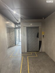     Status Residence      !  6