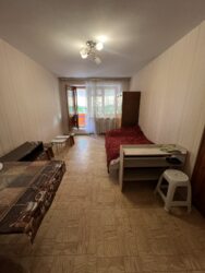 2-кімнатна квартира з окремими кімнатами на Зарічанській фото 3 2-кімнатна квартира з окремими кімнатами на Зарічанській фото 3