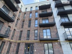 ������� 1-������� �������� � ������� ��������������� �� �Status Residence� ���� 2