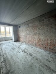 3-  88.8 ²  .  , 80 (- )**  10