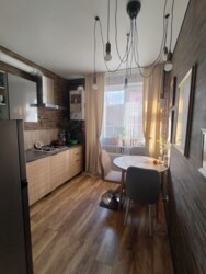  1-          ! ✨  4