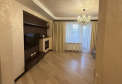 Простора 3-кімнатна квартира з євроремонтом та індивідуальним опалення на Виставці фото 11 Простора 3-кімнатна квартира з євроремонтом та індивідуальним опалення на Виставці фото 11