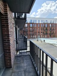 ������� 1-������� �������� � ������� ��������������� �� �Status Residence� ���� 10