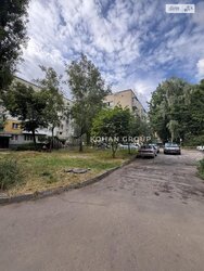 Затишна двокімнатна квартира з роздільними кімнатами на комфортному поверсі фото 5 Затишна двокімнатна квартира з роздільними кімнатами на комфортному поверсі фото 5