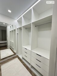 Елегантна трикімнатна квартира з сучасним світлим ремонтом у самому центрі фото 15 Елегантна трикімнатна квартира з сучасним світлим ремонтом у самому центрі фото 15