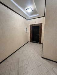 ������ 2-������� �������� 80 �² � ������� ���� ���� 10