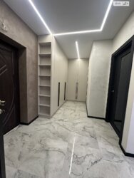 🏙️ ** 1-   !**  6