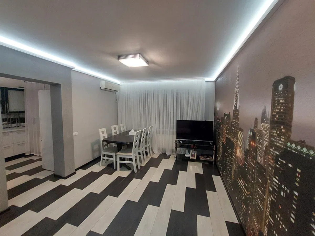 Продам 4х комнатную фото 1 Продам 4х комнатную фото 1