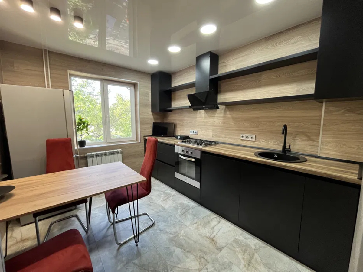 Продам 3х комнатную фото 1 Продам 3х комнатную фото 1