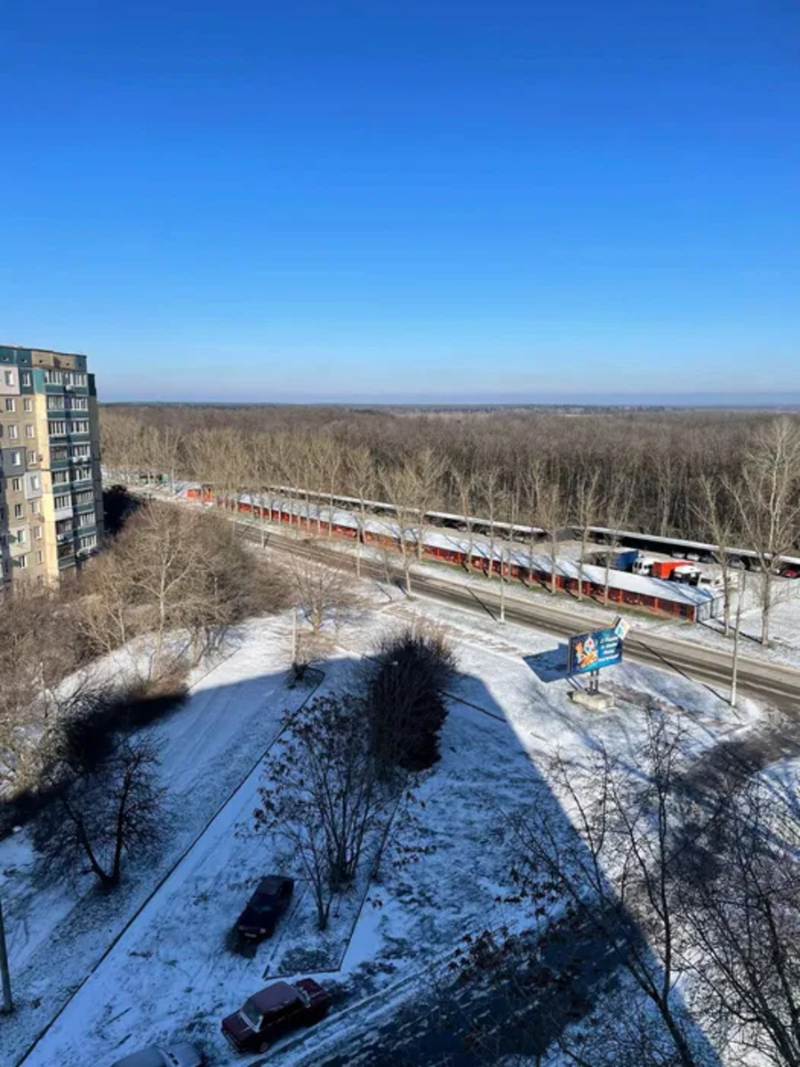 Продам 1-кімнатну квартиру в чудовому районі Лівого берега, 3 мікр. фото 1 Продам 1-кімнатну квартиру в чудовому районі Лівого берега, 3 мікр. фото 1