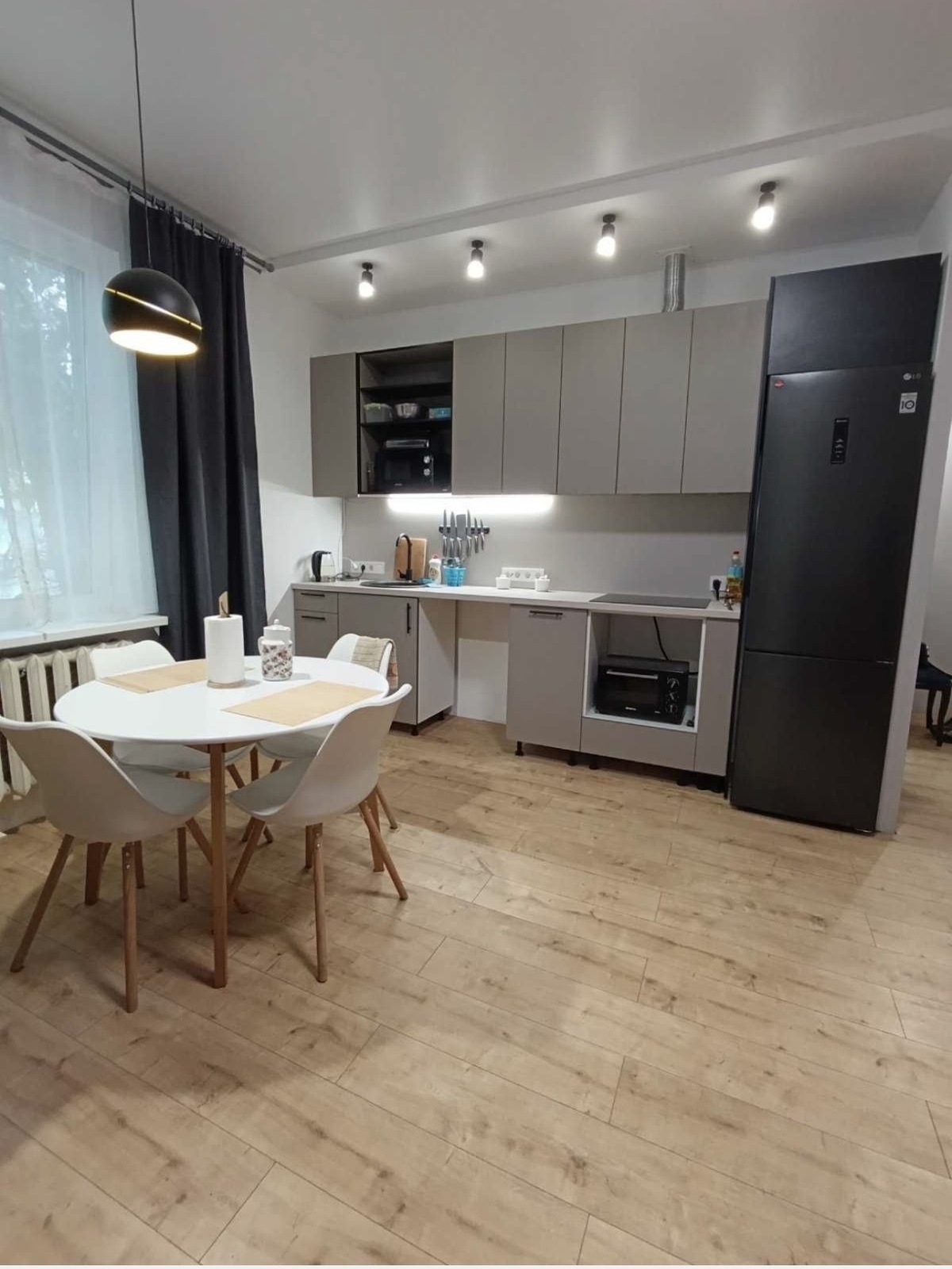 Продам 2 к центр с ремонтом фото 1 Продам 2 к центр с ремонтом фото 1