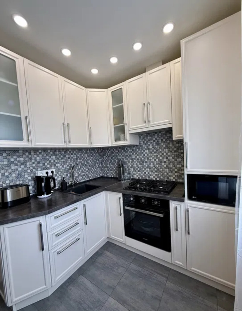 Продажа 3 кім. 4 мкрн. Лівий берег фото 1 Продажа 3 кім. 4 мкрн. Лівий берег фото 1