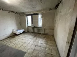 1к квартира під ремонт у надійному цегляному будинку. Бюджетний варіант! фото 5 1к квартира під ремонт у надійному цегляному будинку. Бюджетний варіант! фото 5