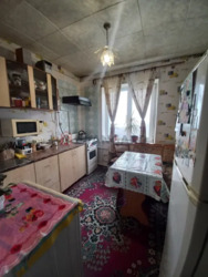 Продам квартиру на Лівому березі 3 Мкр.. фото 1 Продам квартиру на Лівому березі 3 Мкр.. фото 1