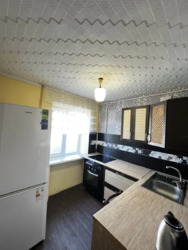 Продам 2-кімнатну квартиру, 2 поверх, поруч з центром фото 3 Продам 2-кімнатну квартиру, 2 поверх, поруч з центром фото 3