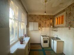 2-к квартира район набережної, автномне опалення, сталінка на Дніпробуді фото 1 2-к квартира район набережної, автномне опалення, сталінка на Дніпробуді фото 1