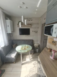 Продаж 3-к квартира з холом та АГО. Л/б, 4 мкр. фото 2 Продаж 3-к квартира з холом та АГО. Л/б, 4 мкр. фото 2