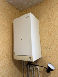 Продам трехкомнатную квартиру с холлом, 5 мкрн. фото 12 Продам трехкомнатную квартиру с холлом, 5 мкрн. фото 12