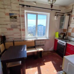 Продам велику 3-кімн. квартиру фото 1 Продам велику 3-кімн. квартиру фото 1