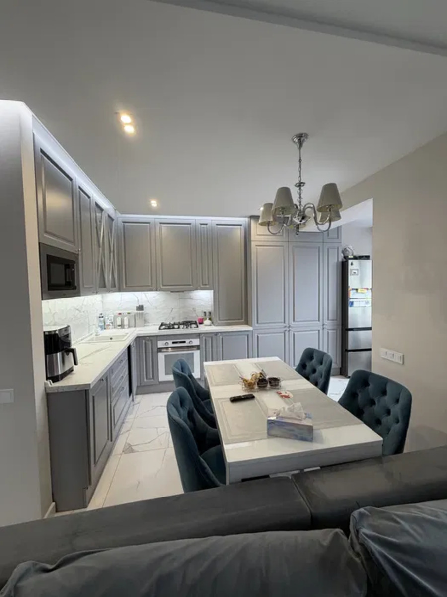 ������ �������� � �� ����������� ������� 140000 ���� 1