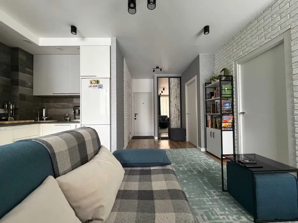 ������ �������� �� ����������� ������� 98000 ���� 1