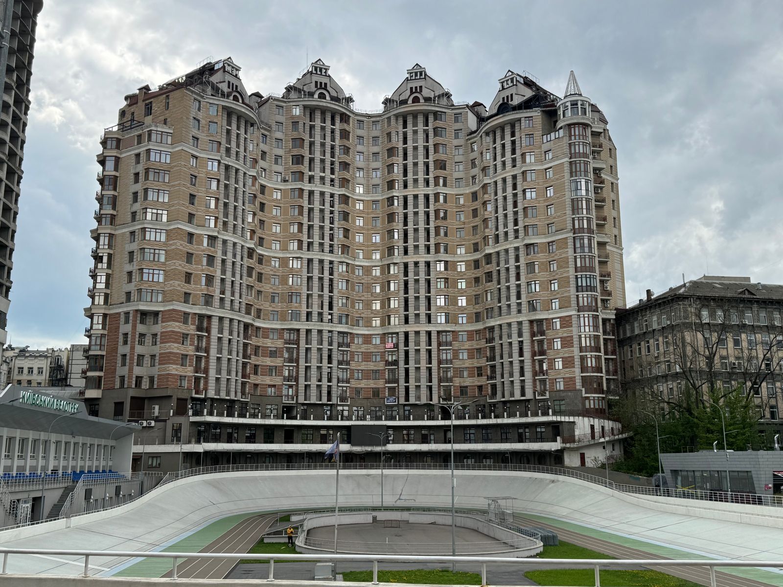  3-   볺 330000  1